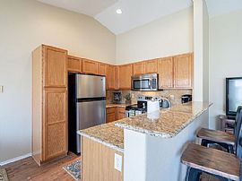 1802 E Peach Tree Dr, Chandler, Az 85249 in Chandler, AZ (Photo 4 of 12)