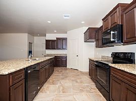 7741 E 41st Ln, Yuma, Az 85365 in Yuma, AZ (Photo 2 of 12)