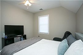 17 Eastnor Rd, Newport, Ri 02840 in Newport, RI (Photo 6 of 7)