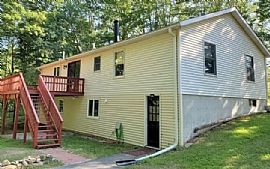 276 W Main St, Chester, Ct 06412 in Chester, CT