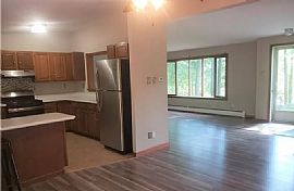 276 W Main St, Chester, Ct 06412 in Chester, CT (Photo 4 of 9)