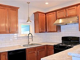 Well Furnished 3 Bedroom Home For You! in Cleveland Heights, OH (Photo 4 of 11)