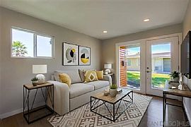 One Bedroom in San Diego, CA (Photo 2 of 7)