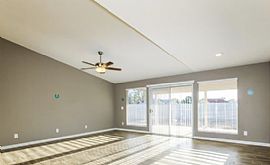 Sweet and Beautiful Family Home For Rent Ready For You to Move  in Glendale, AZ (Photo 3 of 11)