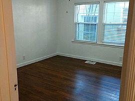 413 25th St, Sacramento, Ca in Sacramento, CA (Photo 2 of 6)