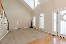 Immaculate 5 Bedroom  in Huntersville, NC (Photo 5 of 12)