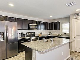 16478 W Culver St, Goodyear, Az 85338 in Goodyear, AZ (Photo 4 of 12)