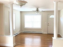 34 Nott St Unit B, Saco, Me in Saco, ME (Photo 5 of 11)