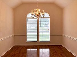 854 Louise Ave, Mobile, Al 36609 in Mobile, AL (Photo 3 of 12)