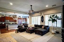 6913 S Black Hills Way, Chandler, Az 85249 in Chandler, AZ (Photo 3 of 8)