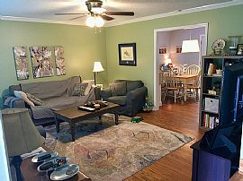 704 Russell St Ne, Huntsville, Al 35801 in Huntsville, AL (Photo 2 of 9)