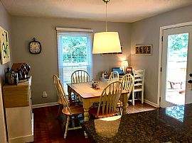 704 Russell St Ne, Huntsville, Al 35801 in Huntsville, AL (Photo 4 of 9)