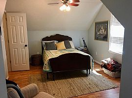 704 Russell St Ne, Huntsville, Al 35801 in Huntsville, AL (Photo 7 of 9)