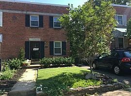 510 26th Rd S in Arlington, VA (Photo 5 of 9)