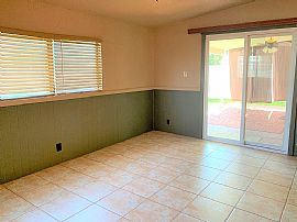 3037 E Mulberry Dr, Phoenix in Phoenix, AZ (Photo 4 of 12)