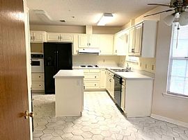 12 Lancers Ln Unit 1, Daphne, Al 36527 in Spanish Fort, AL (Photo 3 of 8)