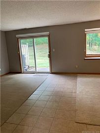 705 Lake Ave Unit 42, Bristol, Ct 06010 in Bristol, CT (Photo 4 of 7)