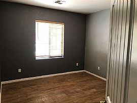 12195 E 33rd St, Yuma, Az 85367 in Yuma, AZ (Photo 5 of 12)