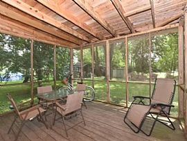 715 Rickords St, Delavan, Wi 53115 in Delavan, WI (Photo 9 of 10)