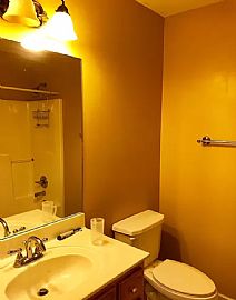 508 Hardwood Ln, Birmingham, Al 35215 in Birmingham, AL (Photo 6 of 12)