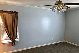 508 Hardwood Ln, Birmingham, Al 35215 in Birmingham, AL (Photo 8 of 12)