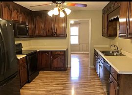 348 Ariel Dr, Harvest, Al 35749 in Harvest, AL (Photo 4 of 10)