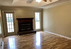 348 Ariel Dr, Harvest, Al 35749 in Harvest, AL (Photo 7 of 10)