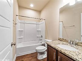 556 Calibre St, fairhope, Al 36532 in Fairhope, AL (Photo 7 of 11)