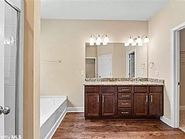 556 Calibre St, fairhope, Al 36532 in Fairhope, AL (Photo 8 of 11)