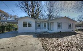 3705 S Westdale Ct Sw, Huntsville, Al 35805 in Huntsville, AL