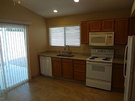 7330 W Paradise Dr, Peoria, Az 85345    Contact/me 4063445061  in Peoria, AZ (Photo 7 of 11)