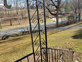 Fully Furnished Home in East Nashville Available. This Beautifu in Chattanooga, TN (Photo 2 of 12)