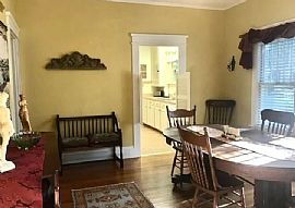 1667 Laurel St, Sarasota, Fl 34236, Usa in Sarasota, FL (Photo 3 of 11)