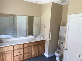 703 Beverly Dr, Muscle Shoals, Al 35661 in Muscle Shoals, AL (Photo 10 of 12)