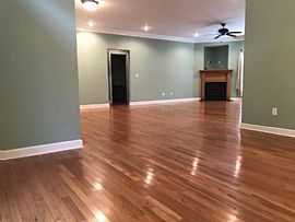 703 Beverly Dr, Muscle Shoals, Al 35661 in Muscle Shoals, AL (Photo 4 of 12)