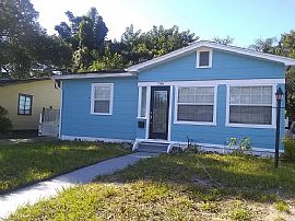 750 38th Ave N, Saint Petersburg, Fl 33704 in Saint Petersburg, FL