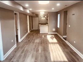 9139 S Buffalo Ave, Chicago, Il 60617, Usa in Chicago, IL (Photo 2 of 9)