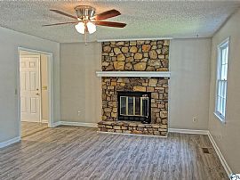 7505 Doane Dr, Madison, Al 35758 in Madison, AL (Photo 6 of 9)