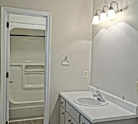 7505 Doane Dr, Madison, Al 35758 in Madison, AL (Photo 7 of 9)