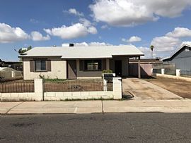 4628 N 80th Ave, Phoenix, Az 85033 in Phoenix, AZ