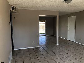 4628 N 80th Ave, Phoenix, Az 85033 in Phoenix, AZ (Photo 4 of 10)