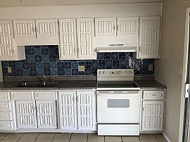 4628 N 80th Ave, Phoenix, Az 85033 in Phoenix, AZ (Photo 9 of 10)