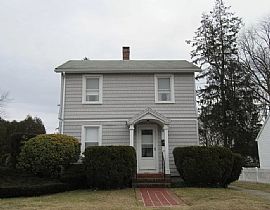 18 Arlington St, Westerly, Ri 02891 in Westerly, RI
