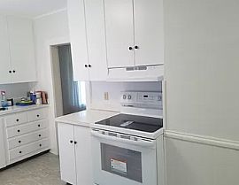 18 Arlington St, Westerly, Ri 02891 in Westerly, RI (Photo 5 of 12)