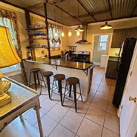 2110 Capitol Ave, Montgomery, Al 36107 in Montgomery, AL (Photo 2 of 9)