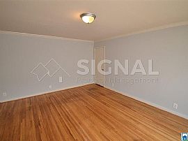 725 Meadowbrook Dr, Birmingham, Al 35215 in Birmingham, AL (Photo 2 of 12)