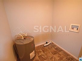 725 Meadowbrook Dr, Birmingham, Al 35215 in Birmingham, AL (Photo 8 of 12)