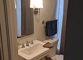 Charming 3 Bedrooms  in Birmingham, AL (Photo 10 of 10)