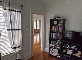 Charming 3 Bedrooms  in Birmingham, AL (Photo 5 of 10)