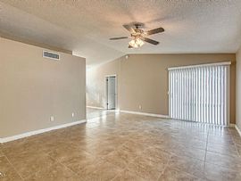 922 E Wahalla Ln, Phoenix, Az 85024 in Phoenix, AZ (Photo 3 of 5)